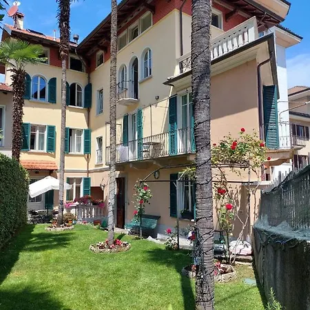 Aparthotel Casa Lari Stresa