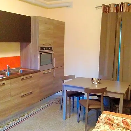 Casa Lari סטרסה