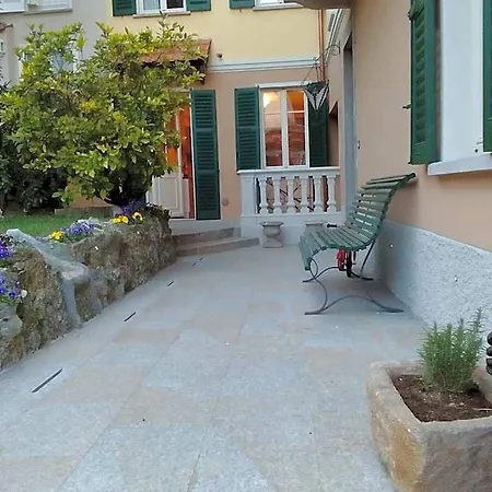 Casa Lari מלון דירות